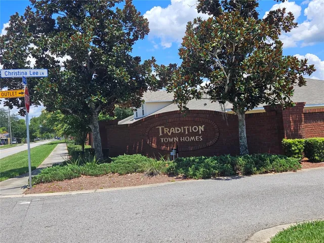 Community_Entrance