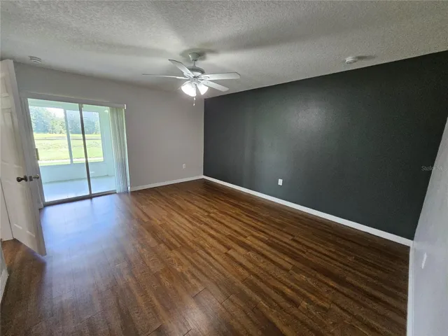 Primary_Bedroom.