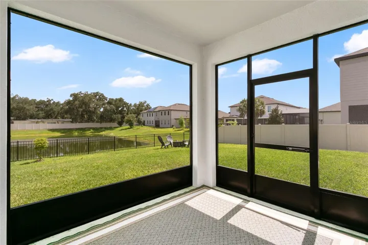 Great screened in porch.