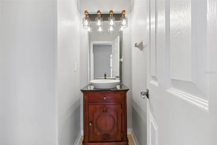The en suite half bath