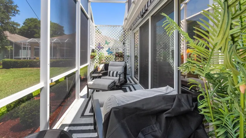 Lanai with Sun Setter Awning