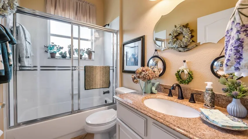 2nd Bathroom