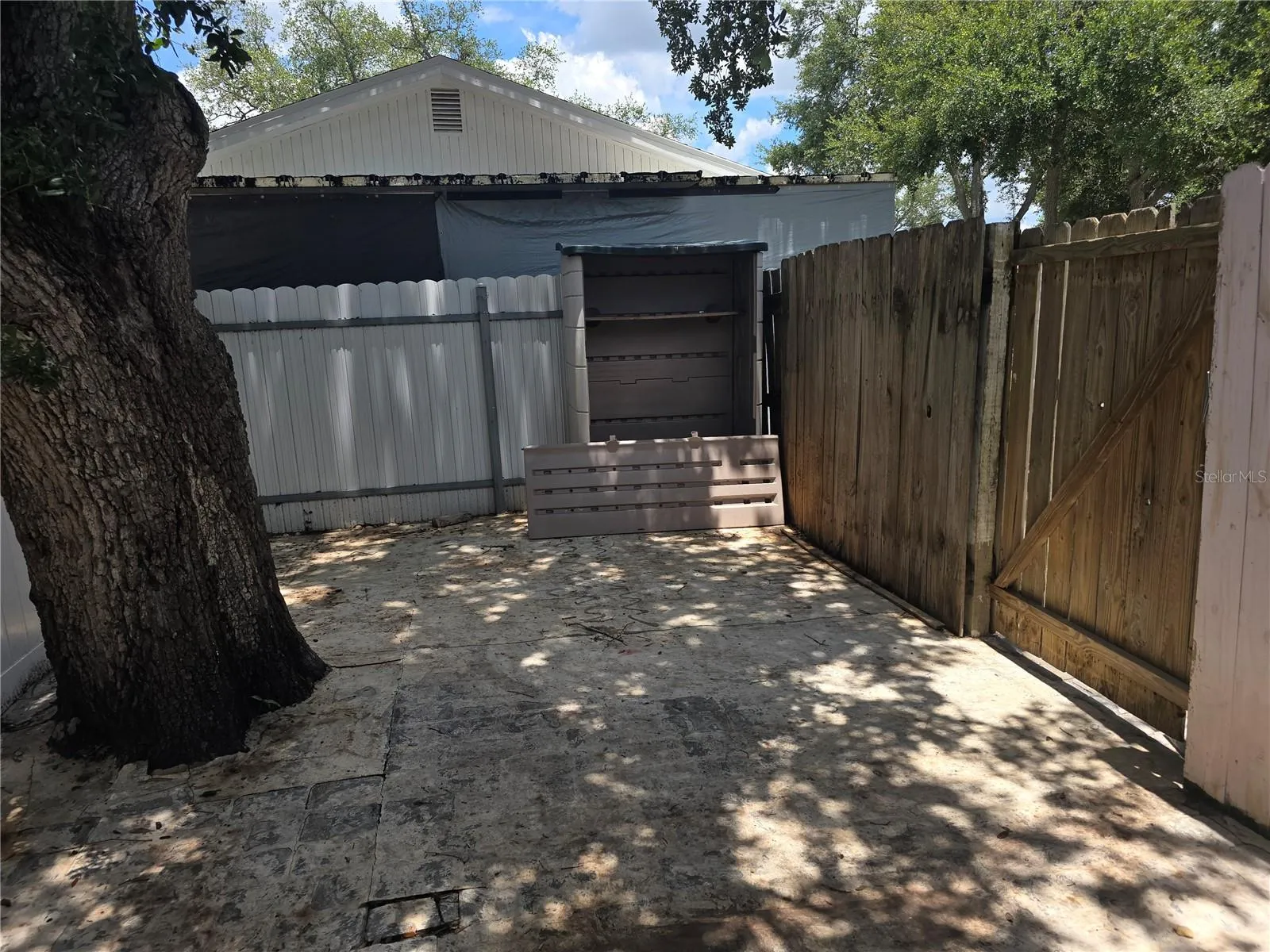 side garage patio