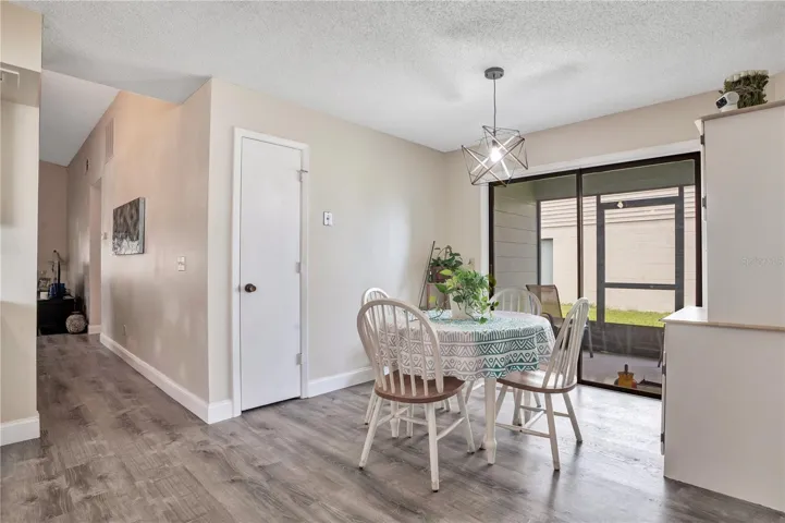 Breakfast Nook