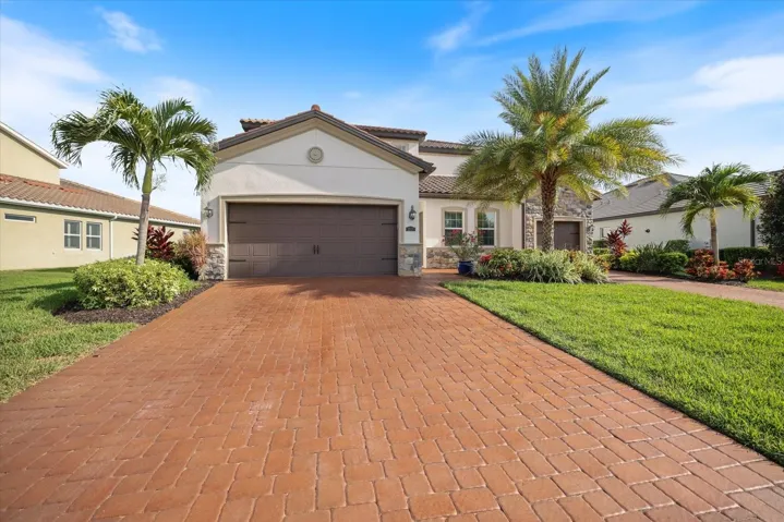 FRESHLY SEALED DRIVEWAY