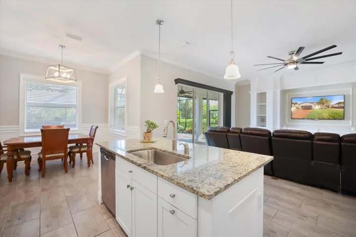 GRANITE COUNTERTOPS