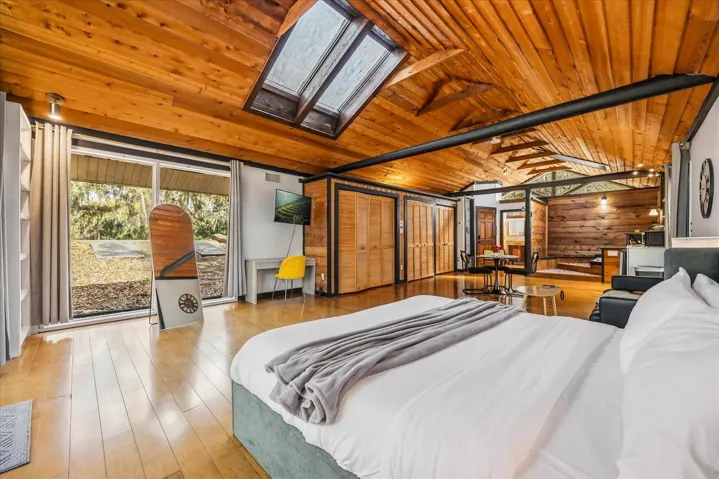 Second Floor Private Studio