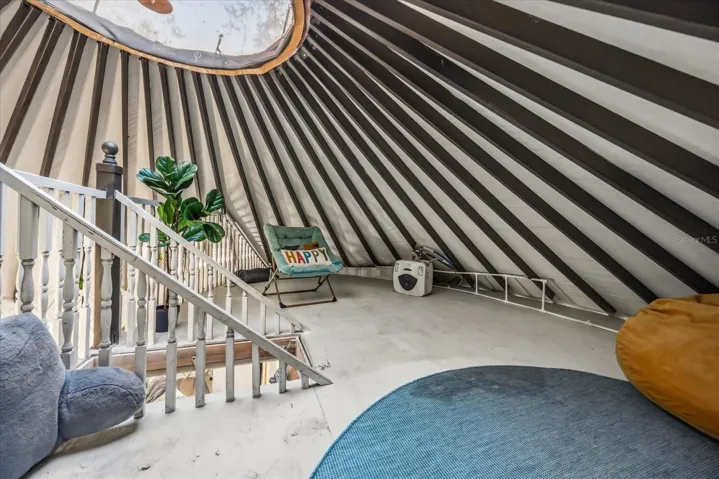 Yurt Nook