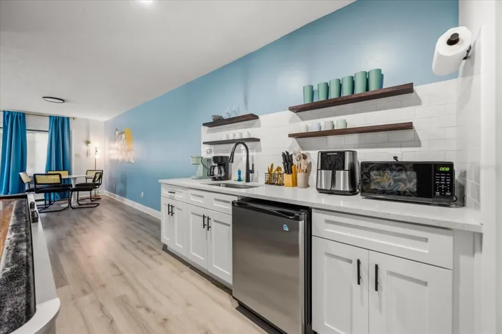 apartment kitchenette