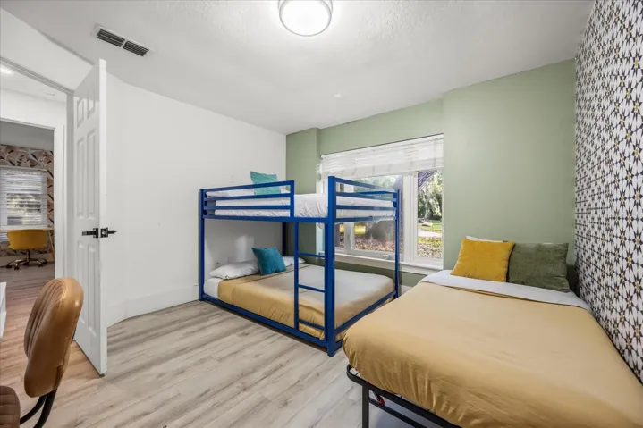 Main House BEDROOM 2