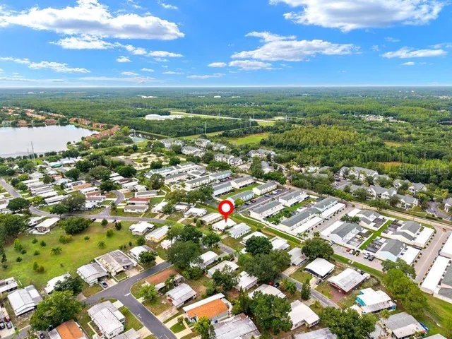 Drone picture of Sheldon West Park.