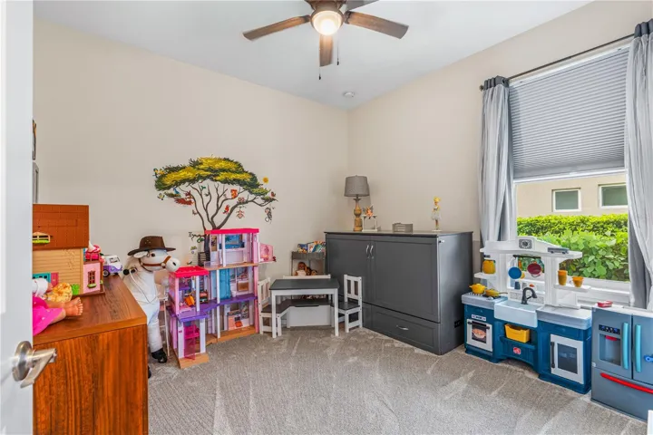 Bedroom 4/Play Room
