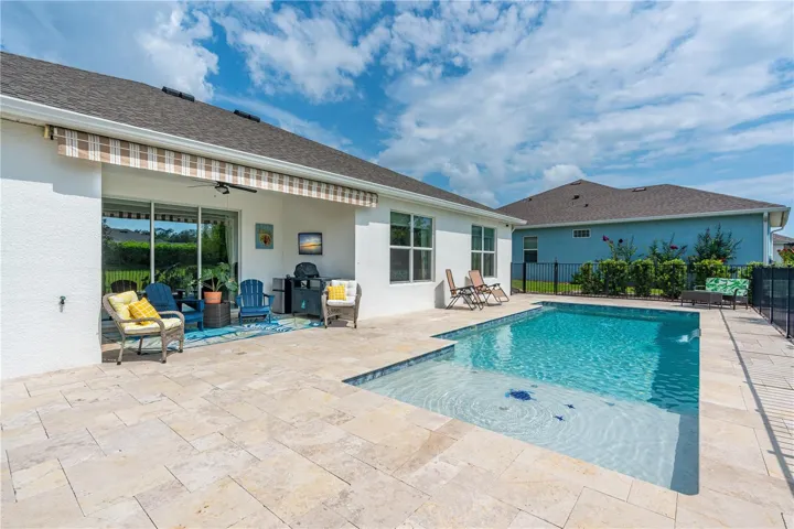 Fenced in Pool
