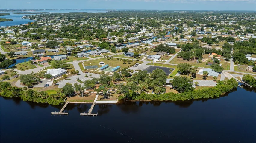 Harbour Heights county, waterfront public park