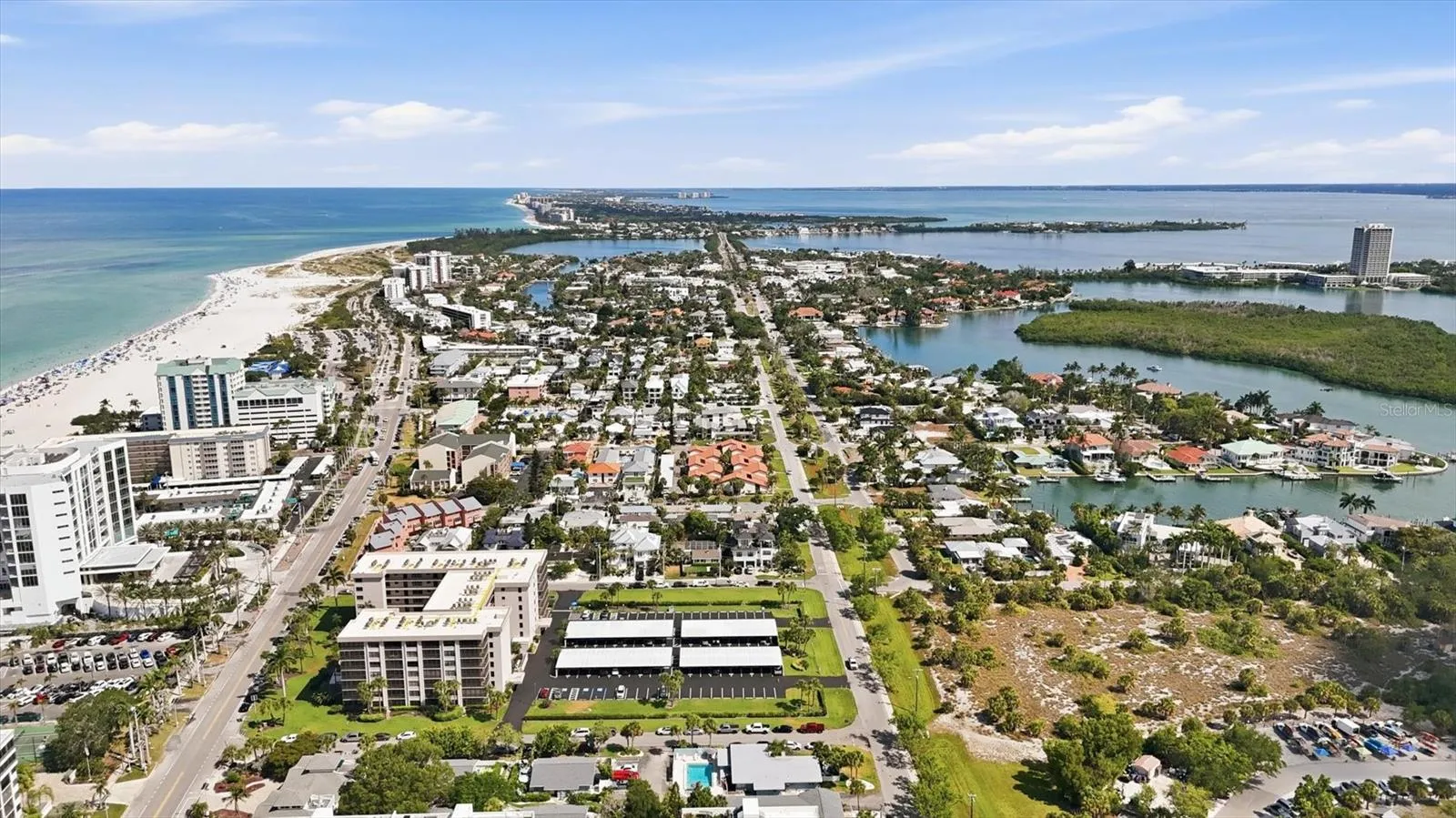 Lido Beach Resort Located on the beach and St. Armand Circle directly North.
