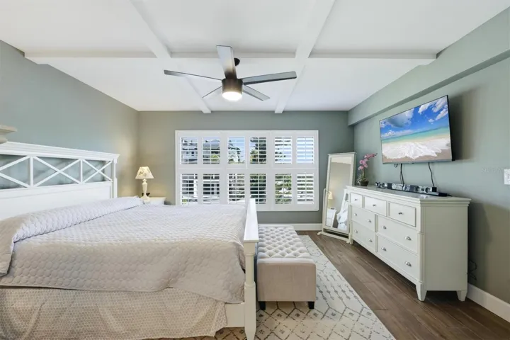 Custom Trim on Ceiling