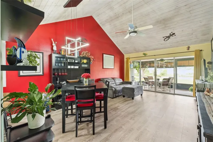 Dining room/Great room