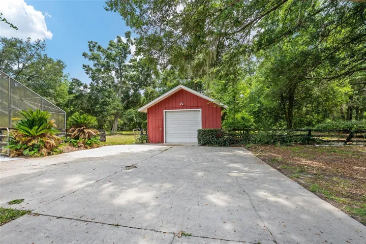 Shed/Separate Garage