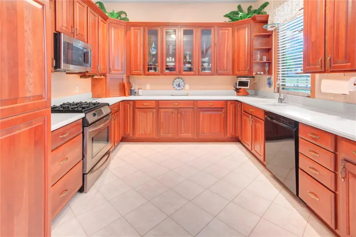 Cook with room to spread out