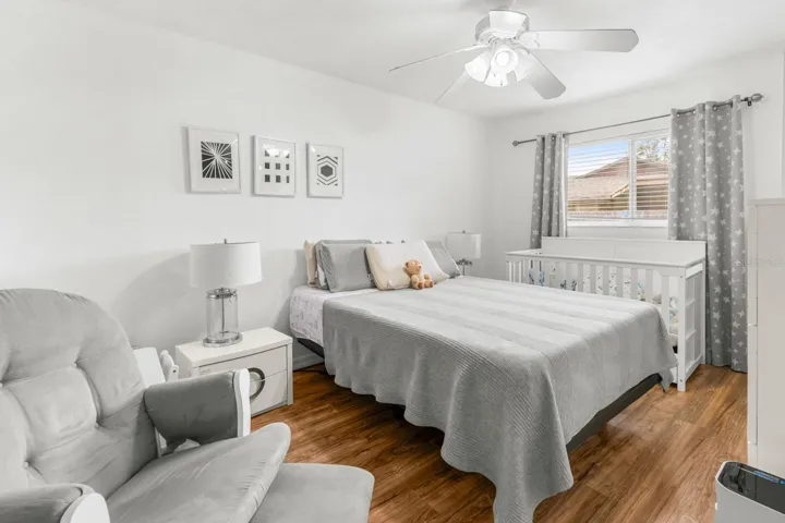 Main house bedroom