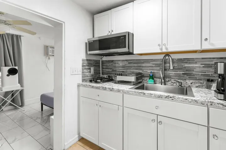 Mother-in-law suite #1 kitchen