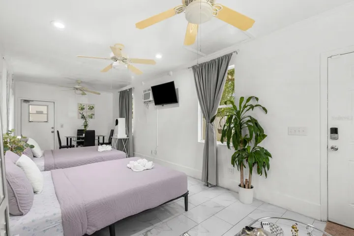 Mother-in-law suite #1 bedroom