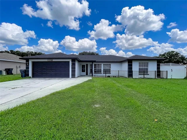 8017 Glenridge Ln.