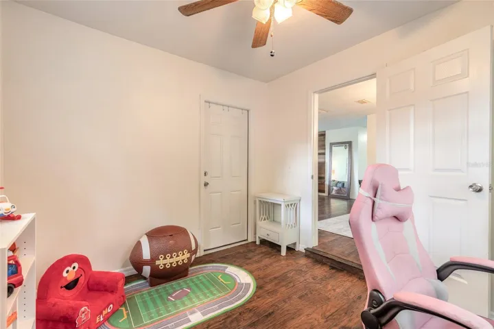 OFFICE - FLEX SPACE