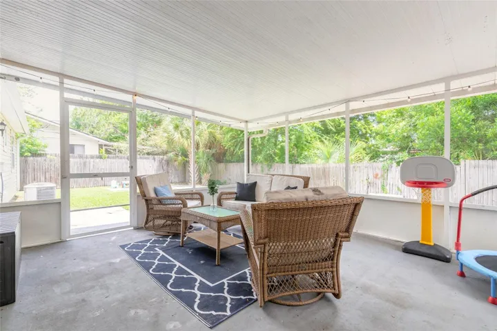 Screened in patio