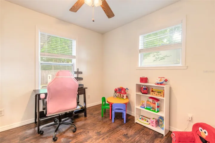 OFFICE - FLEX SPACE