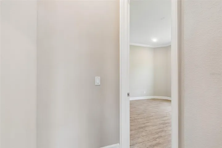 1st Floor primary suite