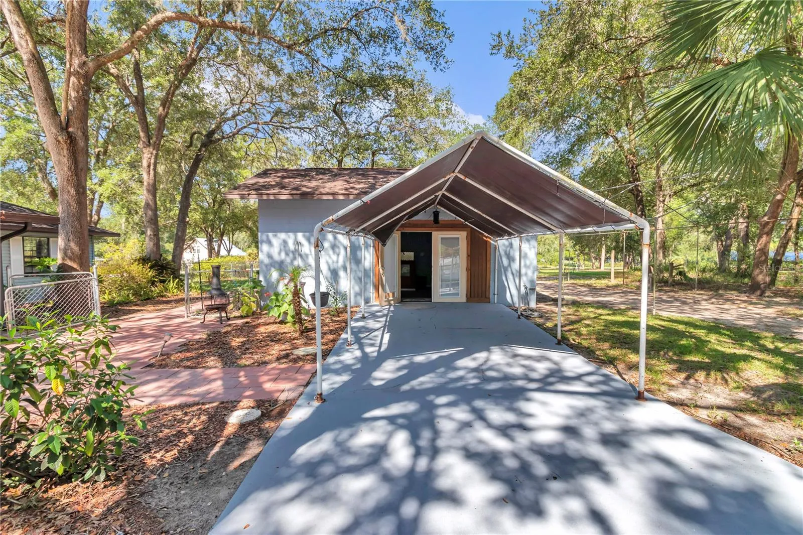 Driveway to detached man cave, she shed or in law studio