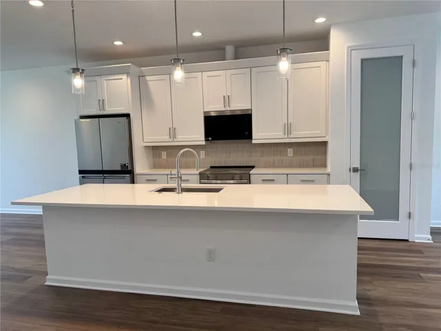 Oversized kitchen island
