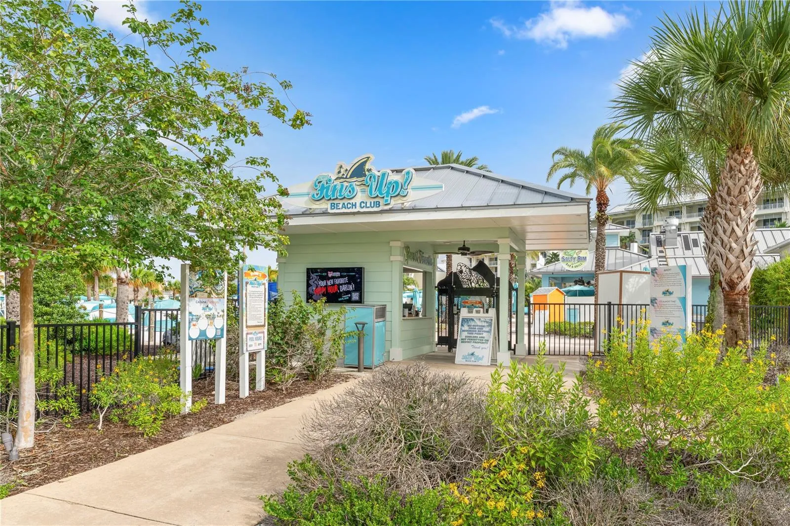 Fins Up Club Amenities