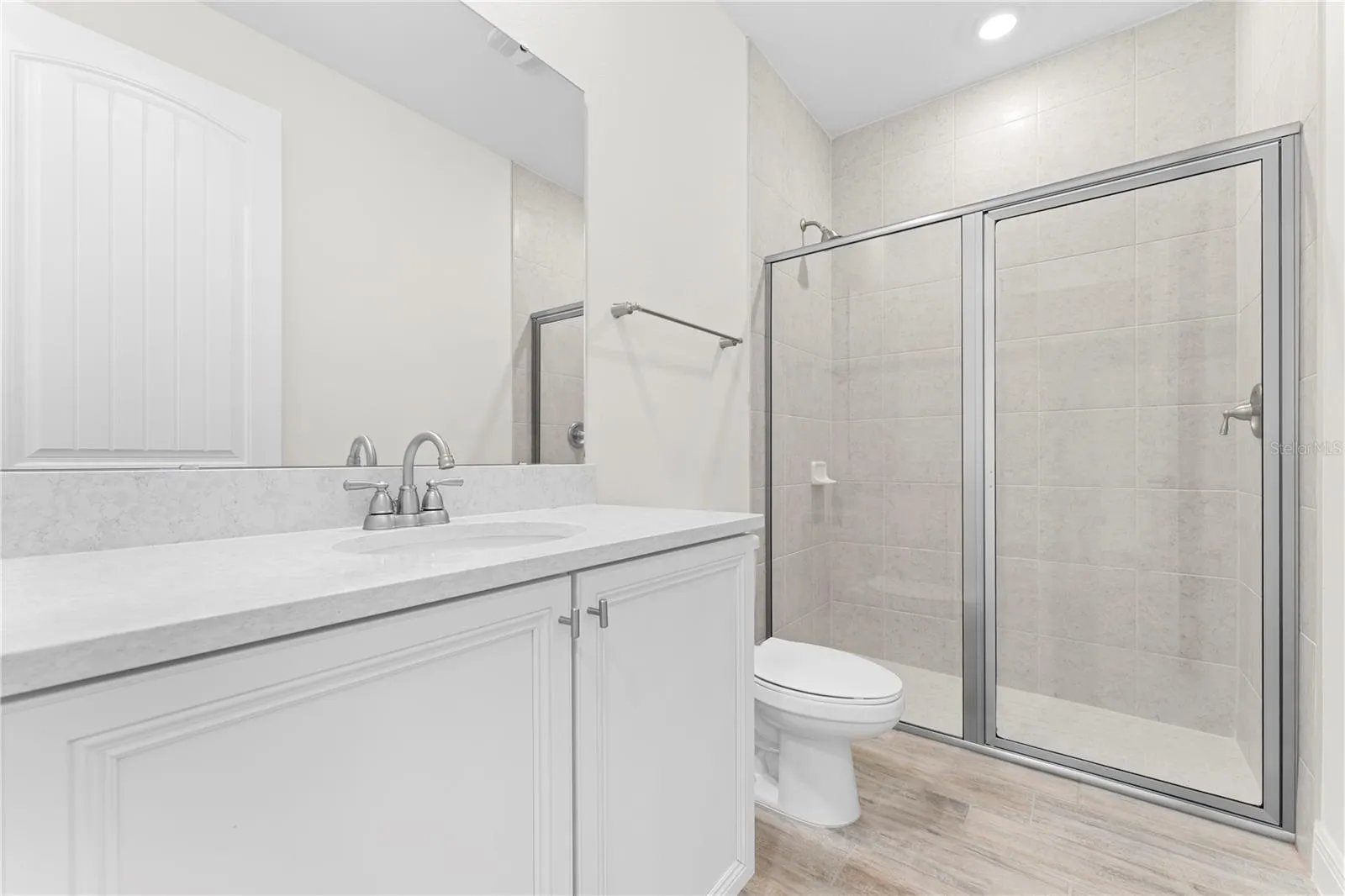 Bathroom 3 (downstairs)