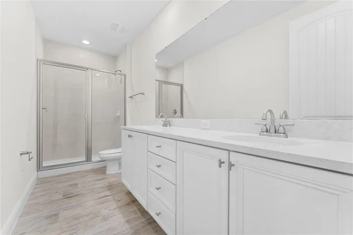 Primary Suite - Bathroom (upstairs)