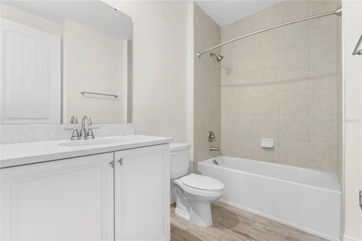 Bathroom 2 (upstairs)