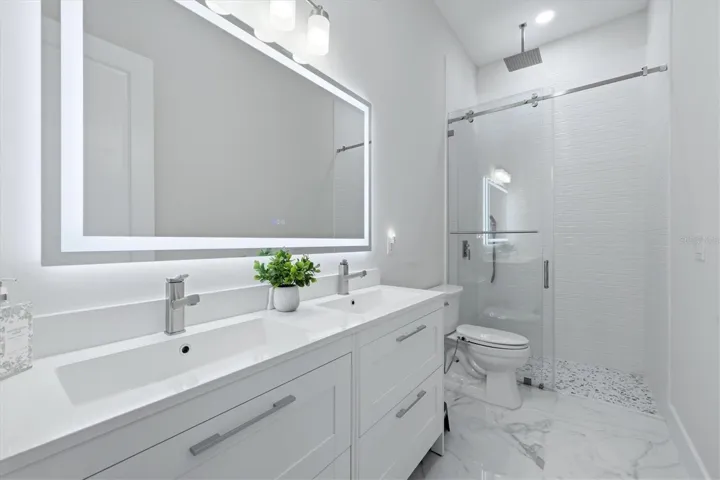 Hall Bathroom Off Kitchen