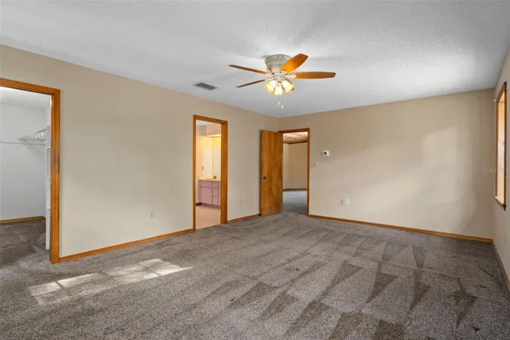Primary Bedroom, Upstairs