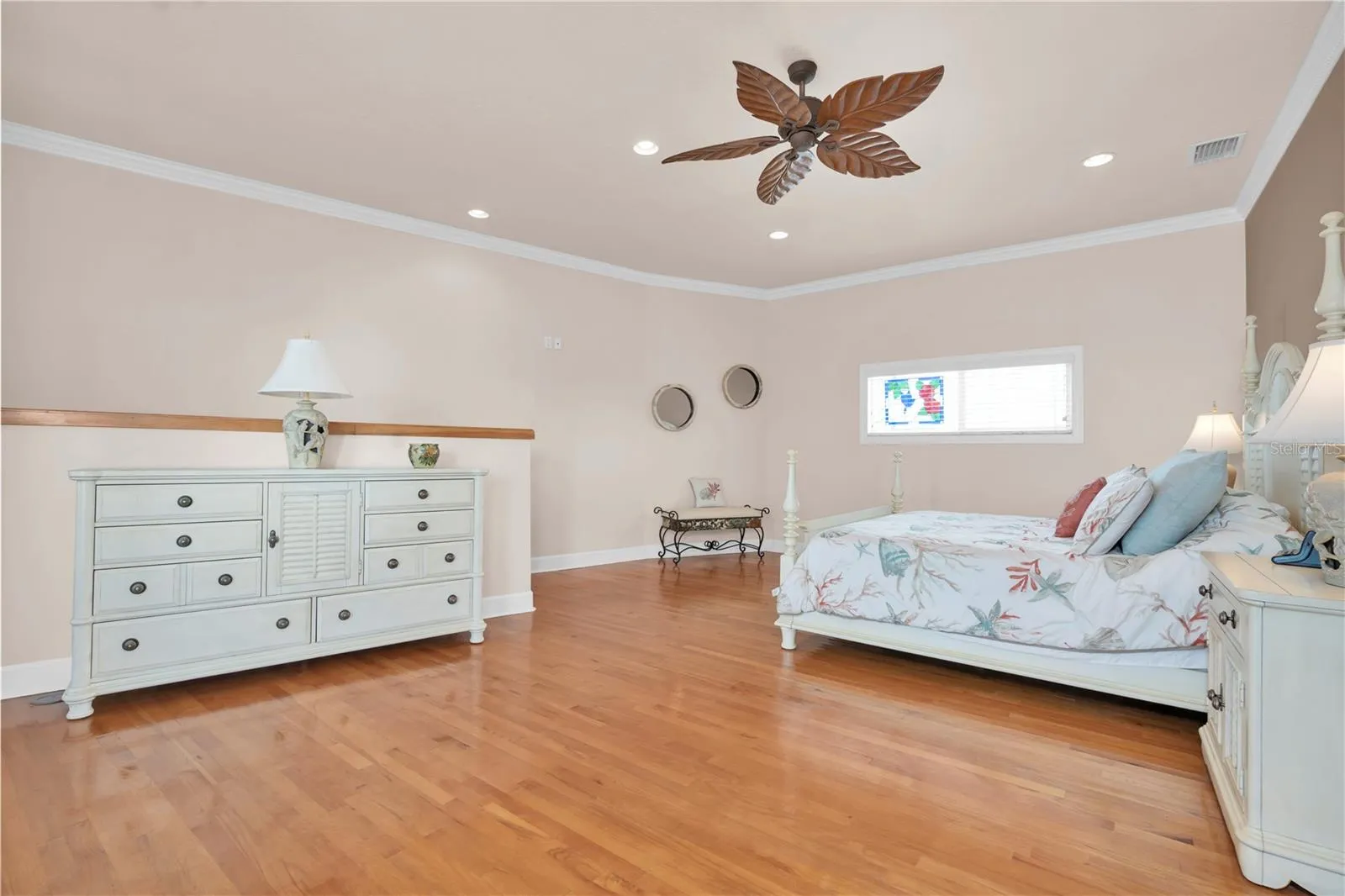 Upstairs Primary Suite