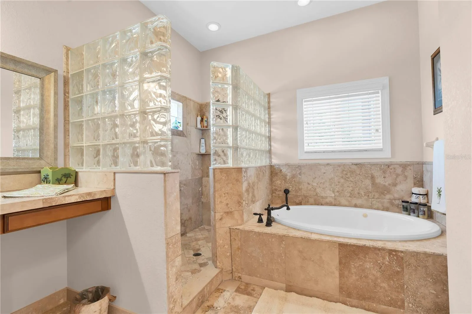 Primary bath
