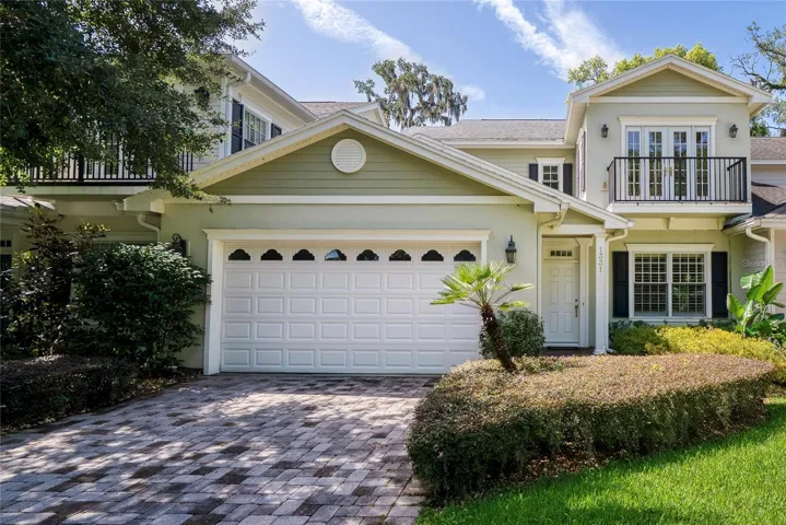 Welcome to 1331 Country Club Oaks Circle!