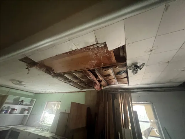 Garage Ceiling Old Water Damage