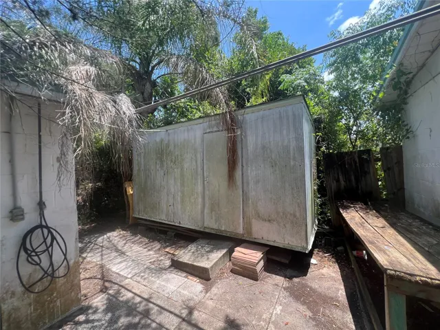 Shed