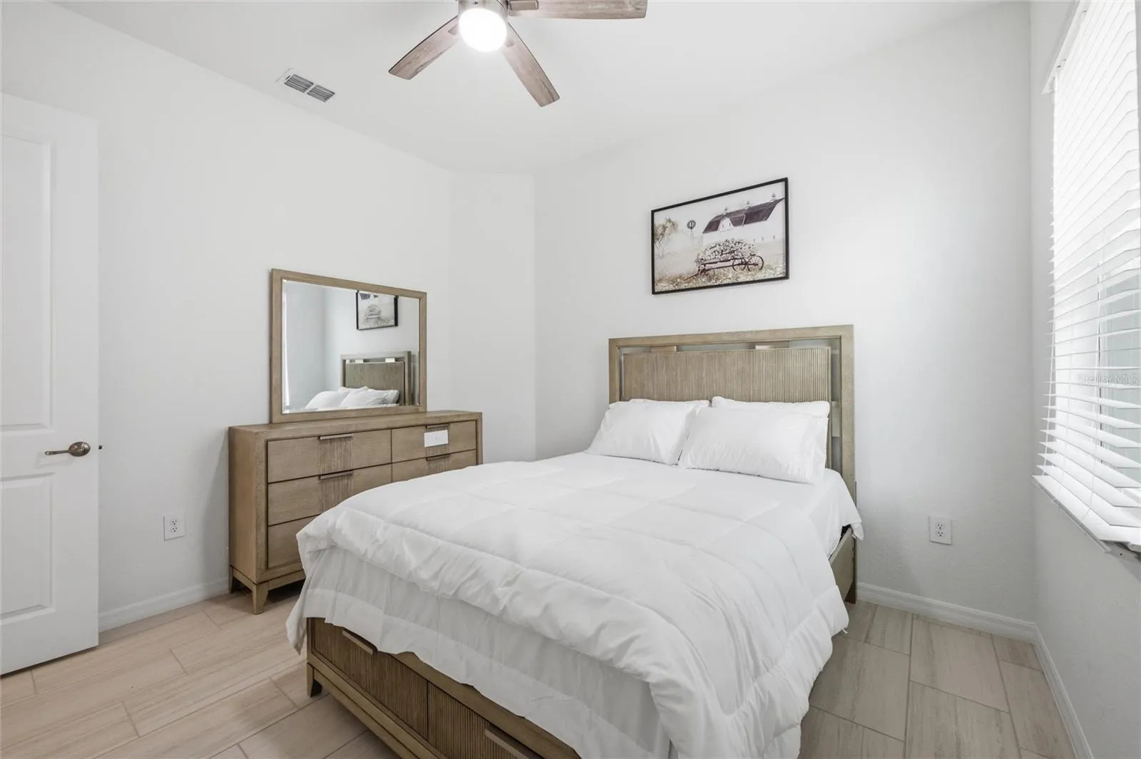 second bedroom