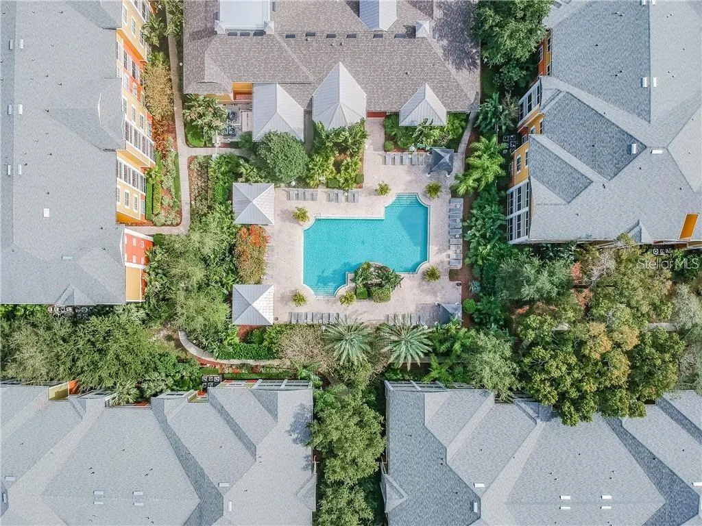 RESORT POOL WITH GRILLS