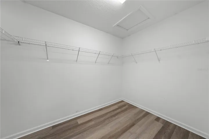 walk in closet