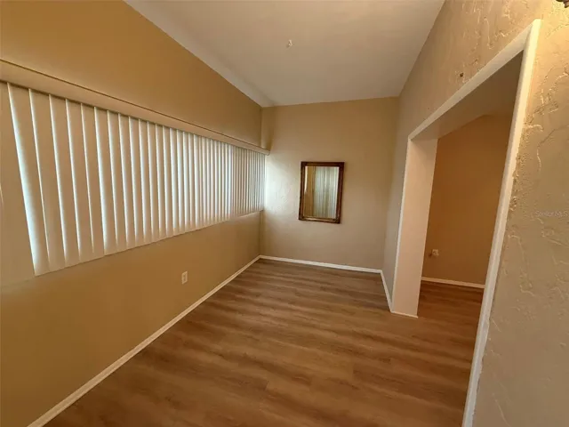 Den/office/bonus room