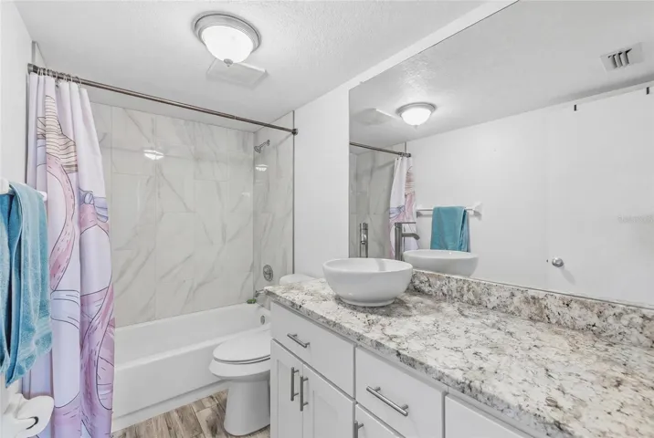 2nd bathroom