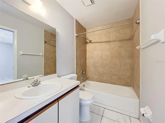 12929 Ohio Woods Ln, Orlando FL 32824